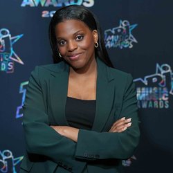 Mentissa - Photocall des NRJ Music Awards 2022