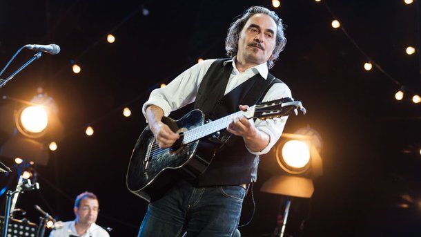 Quand Stephan Eicher chante dans plusieurs langues