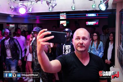 Vendredi 27 Mai 2016 avec MHD - C Cauet sur NRJ