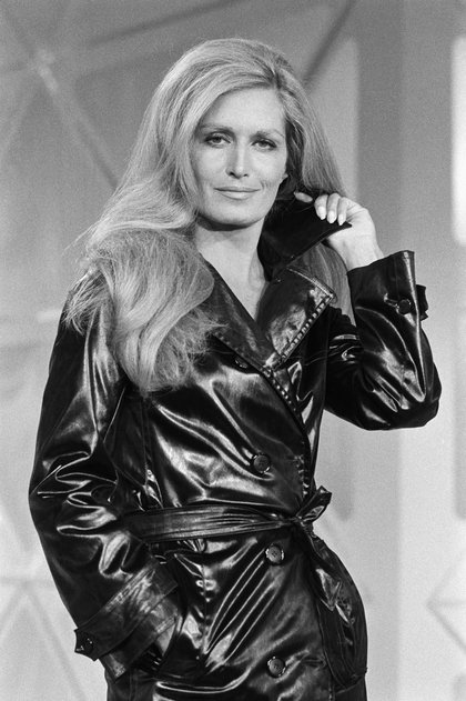 Dalida, tout en cuir