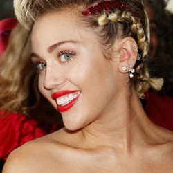 Miley Cyrus @ Gala de l’amfAR