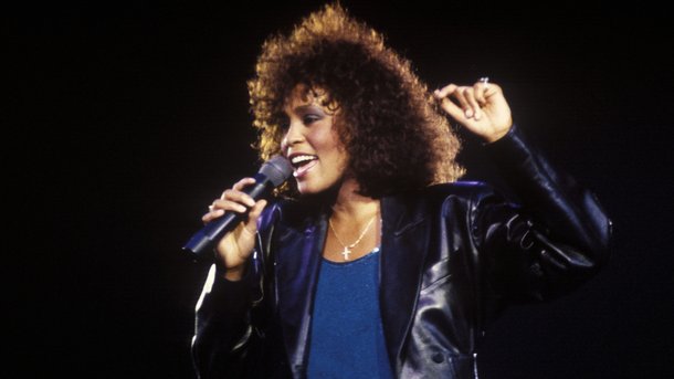Whitney Houston : une artiste au destin tragique