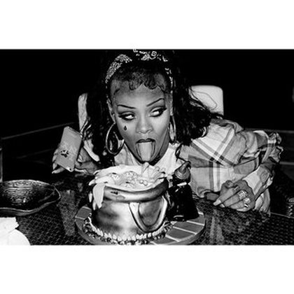 Rihanna pendant la soirée d'Haloween