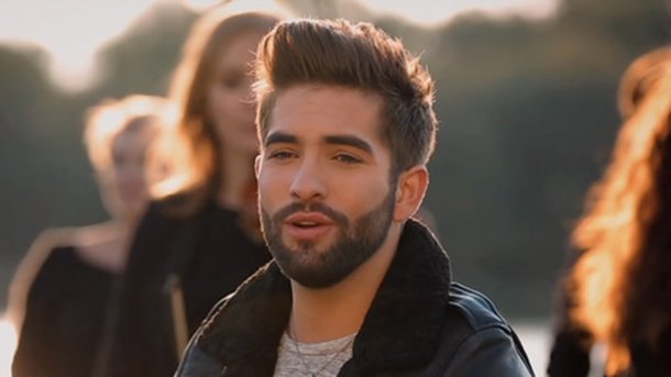 Kendji  Girac au Palais des Sports :  découvrez des extraits de son concert