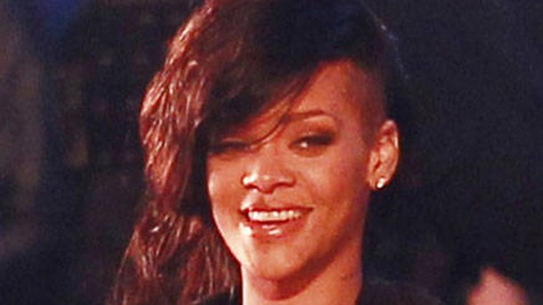 Rihanna tourne le clip de « Diamonds »