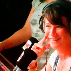 photo 3- Emission 1 heure avec Virginie Hocq sur Rire & Chansons