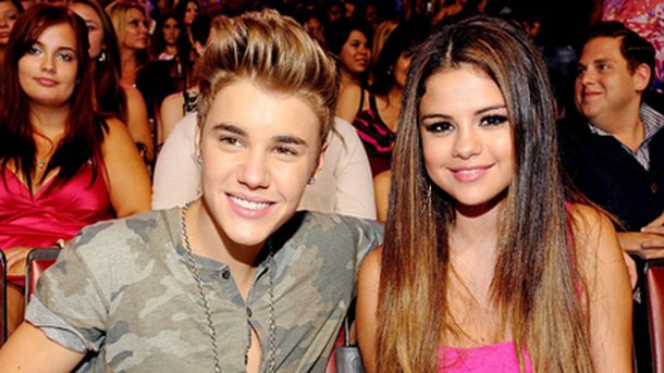 Justin Bieber : ému par la chanson de Selena Gomez