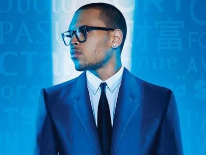 Chris Brown présente la pochette de "Fortune"