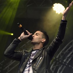 Souf - NRJ Music Tour Compiègne 2016