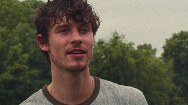 Shawn Mendes est enfin de retour avec le sublime titre « Why Why Why »