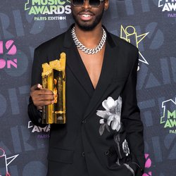 Dadju - Photocall NRJ Music Awards Paris Edition