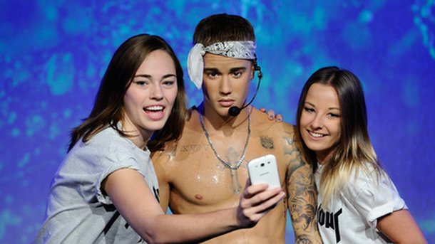Justin Bieber : ses fans peuvent de nouveau se prendre en photo avec lui!