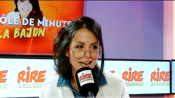 La Bajon - Mamie Bajon invoque les esprits - La drôle de minute de La Bajon - Vidéo et podcast