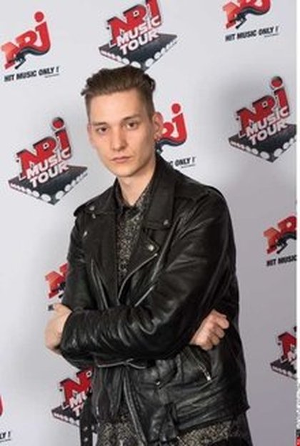 Thomas Azier @ NRJ Music Tour de Paris - Photocall