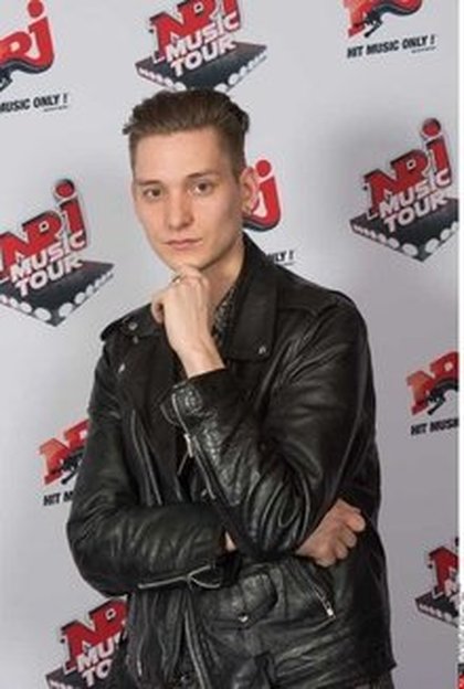 Thomas Azier @ NRJ Music Tour de Paris - Photocall