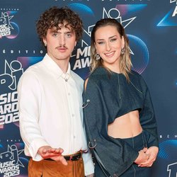 Benson Boone et Philippine Lavrey - TAPIS ROUGE - NRJ MUSIC AWARDS 2023
