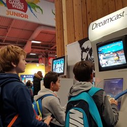 Des bornes DreamCast, ça rappelle des souvenirs !