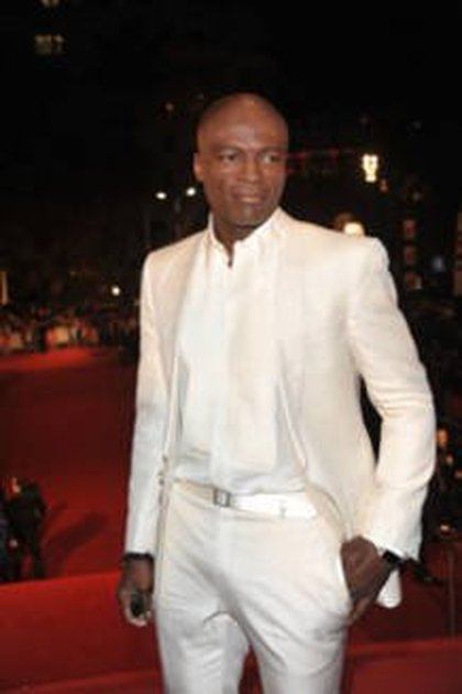 Seal, au top de l'élégance avec son costume blanc - NRJ Music Awards 2012