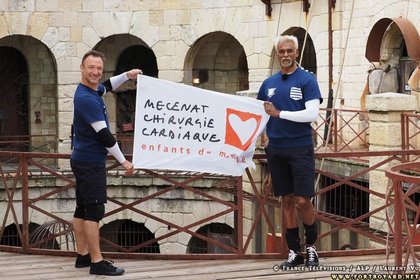 Alexandre Devoise participe à Ford Boyard pour venir en aide à l'association Mécénat Chirurgie Cardiaque.