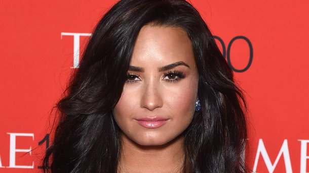 Demi Lovato: super sexy sur le tapis rouge!