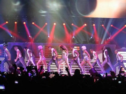 Jennifer Lopez à Bercy avec NRJ