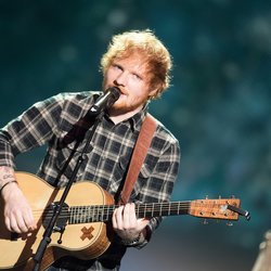 Ed Sheeran sur scène - NRJ Music Awards 2015