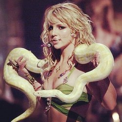 Britney Spears : son évolution en 33 looks !