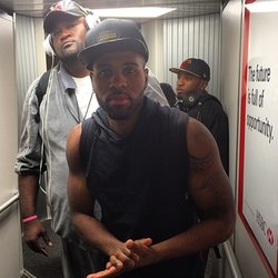 Jason Derulo: Je parlais en français et j'ai réalisé que justement j'allais en France ha #Cannes #BigMarvalwaysphotobombs #nofilter #wigglewigglewiggle #firstclassseatonmylap