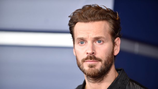 Matt Pokora se lance dans le basketball
