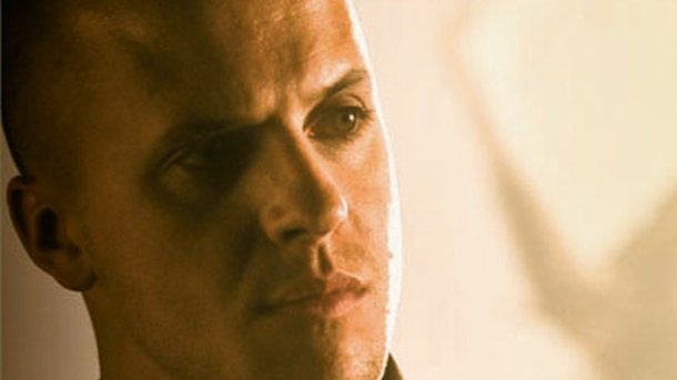 Milow pose ses valises à Paris