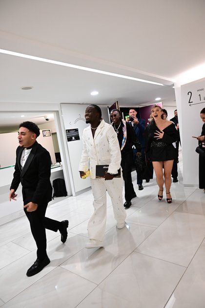 Jungeli et Emma - Les Backstages - NRJ Music Awards 2026