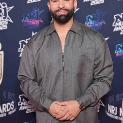 Amir - Le photocall - NRJ MUSIC AWARDS 2025