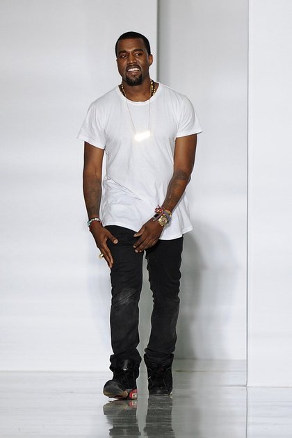 Le style Kanye West c’est avant tout une bonne dose de basiques