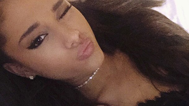 Ariana Grande : elle invite ses fans au restaurant!