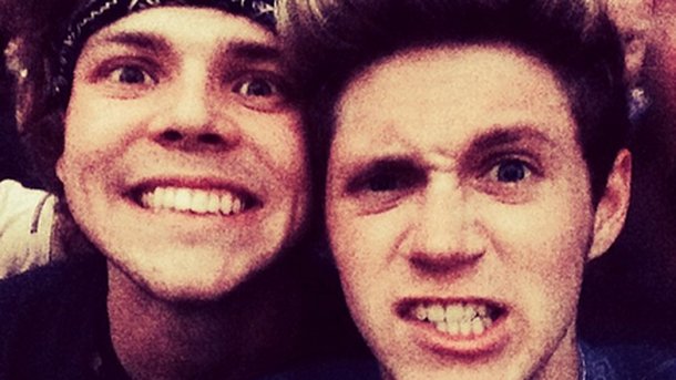 Niall Horan : une soirée de folie pour les 20 ans d'Ashton Irwin !