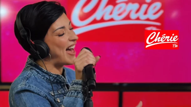 Sheryfa Luna interprète son titre "Quelque Part" !