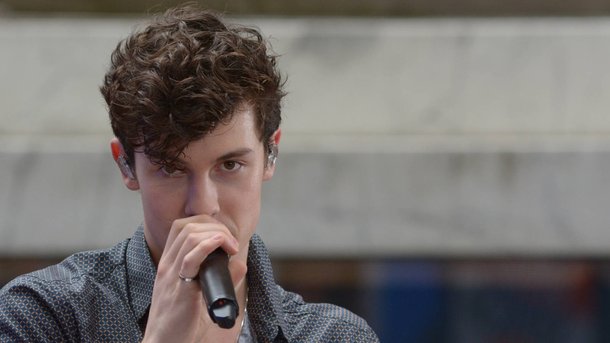 Shawn Mendes : découvrez sa nouvelle campagne pour Emporio Armani
