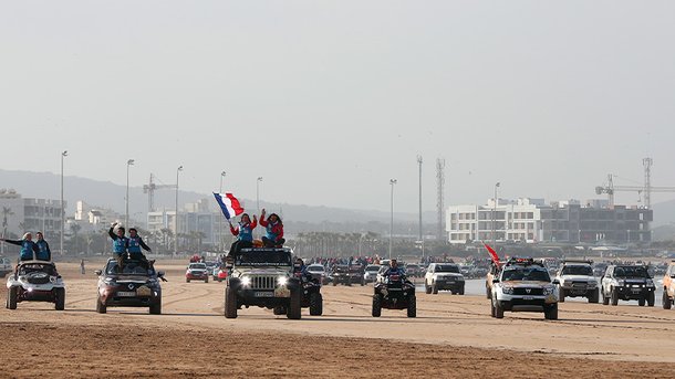 Rallye Aïcha des Gazelles du Maroc: l'arrivée à Essaouira et le concert de Jérémy Frérot