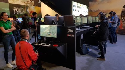 Très bonne initiative : le stand Xbox était 100% accessible et arborait fièrement l'Adaptative Controller qui offre un accès amélioré aux personnes en situation d'handicap.