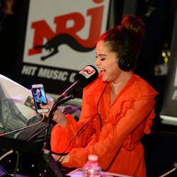 Selena Gomez à Paris chez Cauet