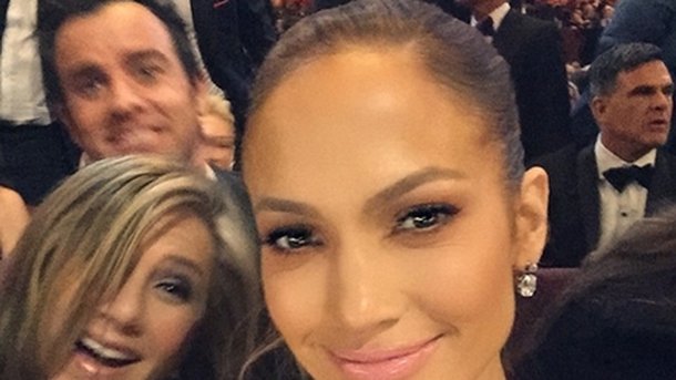 Jennifer Lopez et Selena Gomez : super fans de Jennifer Aniston !