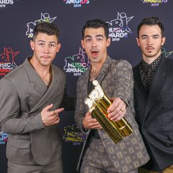 Jonas Brothers - Photocall - NRJ Music Awards 2019