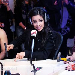 Mardi 12 Avril avec les Fifth Harmony - C Cauet sur NRJ
