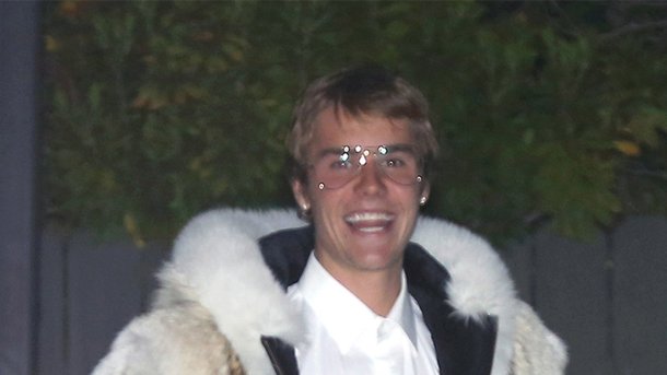 Justin Bieber fait une surprise à des enfants indiens