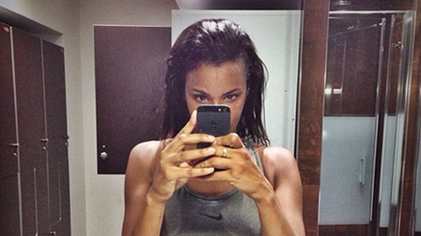 Shy’m : blessée à la salle de sport !