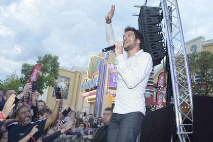 Amir au Concert Pop Love Chérie FM
