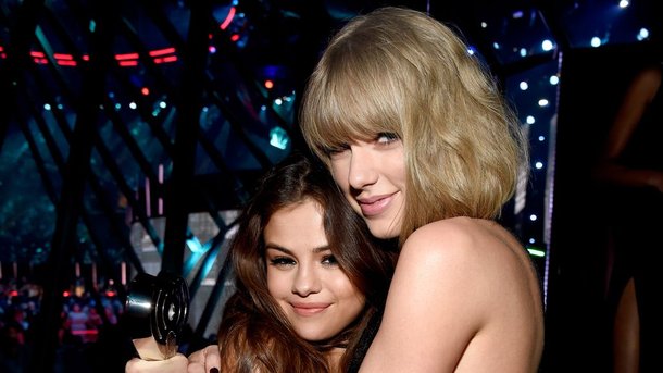 Selena Gomez, Taylor Swift...: les meilleures amies célèbres de vos chanteuses préférées