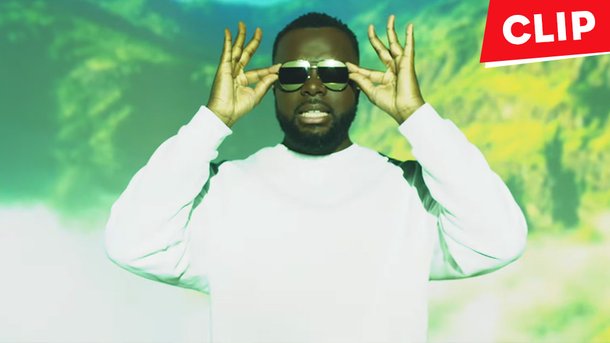 Maître Gims dénonce le comportement humain dans le clip "Le Pire"