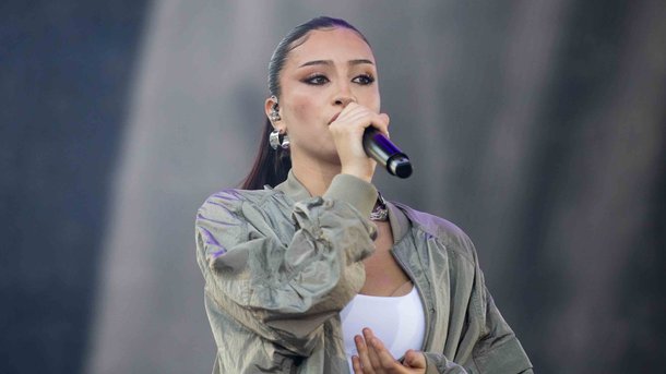 Lenie se livre à cœur ouvert dans son nouveau single "Lumière"