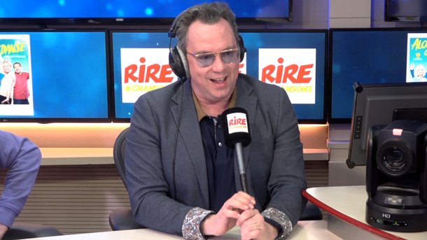 Yann Guillarme à Michèle Laroque : ".. Michèle, Michèle,  regarde moi, mes yeux ne brillent que pour toi !..."